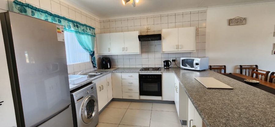 To Let 2 Bedroom Property for Rent in Hartenbos Central Western Cape